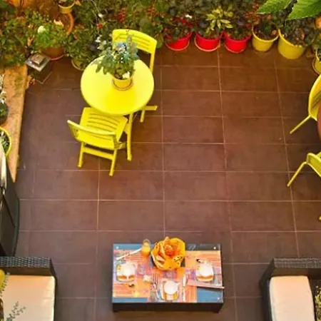 Couette-café Sweet 2*